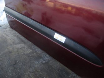 Молдинг передней правой двери Nissan Almera N16