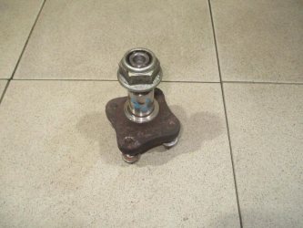 Цапфа Renault Symbol 1