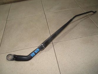 Поводок стеклоочистителя передний правый Nissan Almera N16