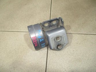 Петля двери задней правой нижняя Renault Megane 2