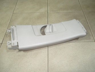Обшивка стойки Toyota Corolla E150