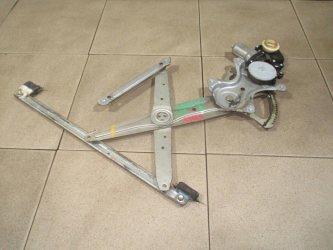 Стеклоподъемник передний левый Toyota Corolla E150
