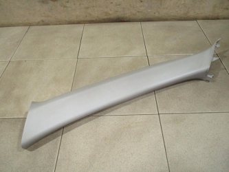 Обшивка стойки Toyota Corolla E150