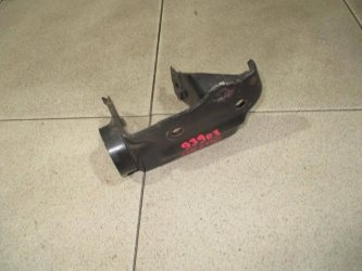 Кронштейн КПП левый Toyota Corolla E150