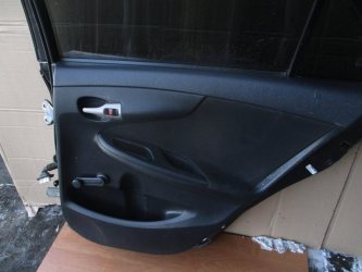 Обшивка двери задней правой Toyota Corolla E150