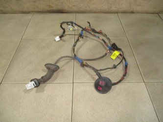 Проводка двери Hyundai Elantra HD