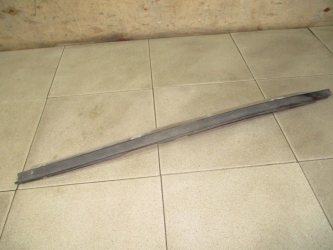 Молдинг лобового стекла Nissan Almera N16