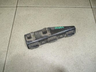Кронштейн заднего бампера правый Toyota Corolla E120