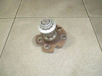 Цапфа Volkswagen Polo 5