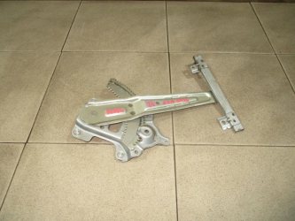 Стеклоподъемник электрический задний Peugeot 4007