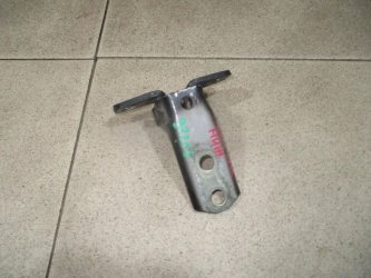 Петля двери задней правой нижняя Peugeot 4007