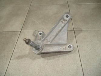 Кронштейн КПП Renault Logan 1 L90