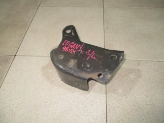 Кронштейн задней балки Renault Logan 1 L90