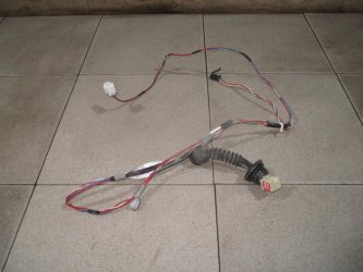 Проводка двери Toyota Corolla E120