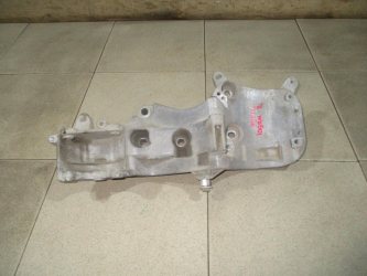 Кронштейн генератора Renault Logan 2 L52