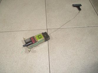 Активатор замка крышки бензобака Hyundai Grandeur TG
