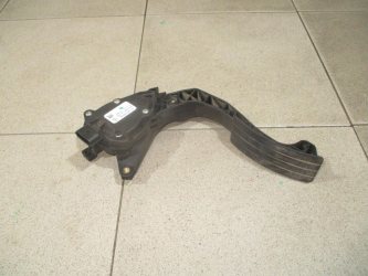 Педаль газа Renault Logan 2 L52
