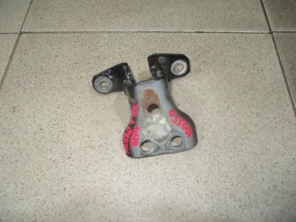 Петля двери задней правой верхняя Mitsubishi Pajero 4 V80, V90