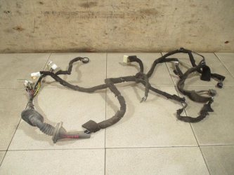 Проводка двери Mitsubishi Pajero 4 V80, V90
