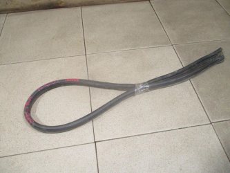 Уплотнитель капота Kia Spectra SD
