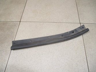 Уплотнитель капота Chevrolet Cruze J300
