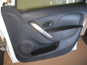 Обшивка двери передней правой Renault Logan 2 L52
