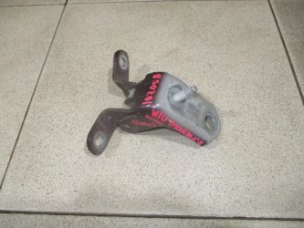 Петля двери передней правой нижняя Ford Fiesta 6