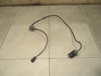 Датчик ABS задний Volkswagen Passat B5