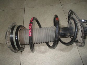Пружина передняя Nissan Juke F15
