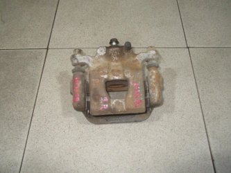 Суппорт задний правый Nissan Juke F15