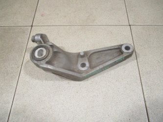 Кронштейн двигателя задний Opel Corsa D