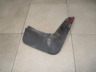 Брызговик передний правый Volkswagen Polo 6