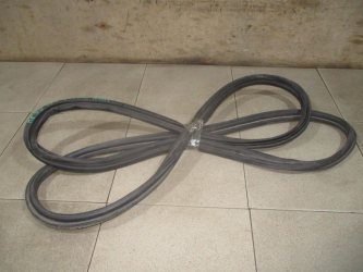 Уплотнитель багажника Peugeot 207