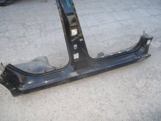 Порог со стойкой правый Peugeot 207