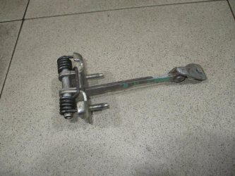 Ограничитель двери Renault Logan 2 L52