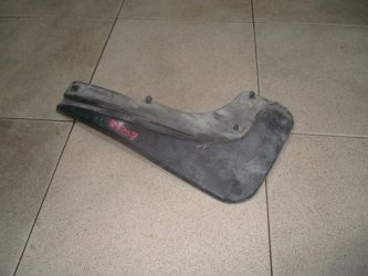 Брызговик передний левый Fiat Grande Punto 199