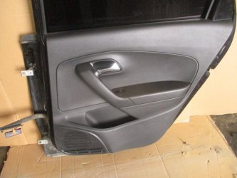 Обшивка двери задней правой Volkswagen Polo 5