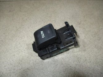 Кнопка стеклоподъемника Toyota Land Cruiser Prado J150