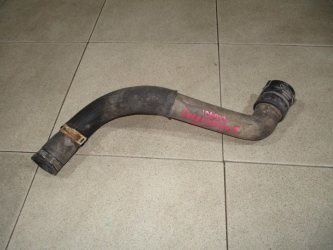 Патрубок радиатора Land Rover Freelander 2 L359