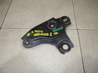 Кронштейн опоры двигателя Land Rover Freelander 2 L359