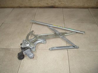 Стеклоподъемник передний правый Toyota RAV4 A30