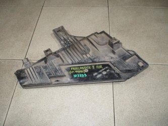 Кронштейн фар правый Land Rover Range Rover 2 P38A