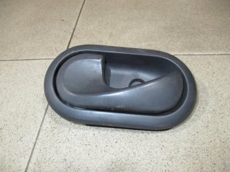 Ручка двери внутренняя левая Renault Logan 1 L90
