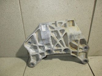 Кронштейн опоры КПП Land Rover Freelander 2 L359