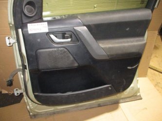 Обшивка двери передней правой Land Rover Freelander 2 L359