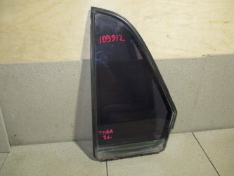 Стекло двери задней левой форточка Nissan Tiida C11