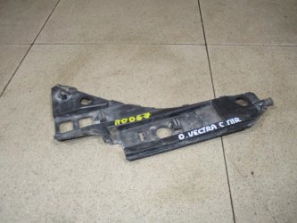 Кронштейн переднего бампера правый Opel Vectra C