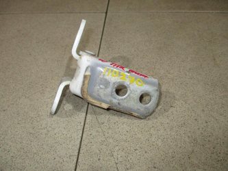 Петля двери передней правой верхняя Toyota Camry XV40
