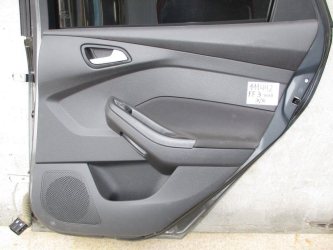 Обшивка двери задней правой Ford Focus 3