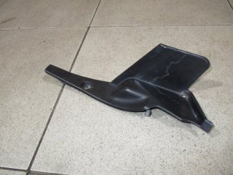 Накладка лобового стекла правая Subaru Outback B15, BS